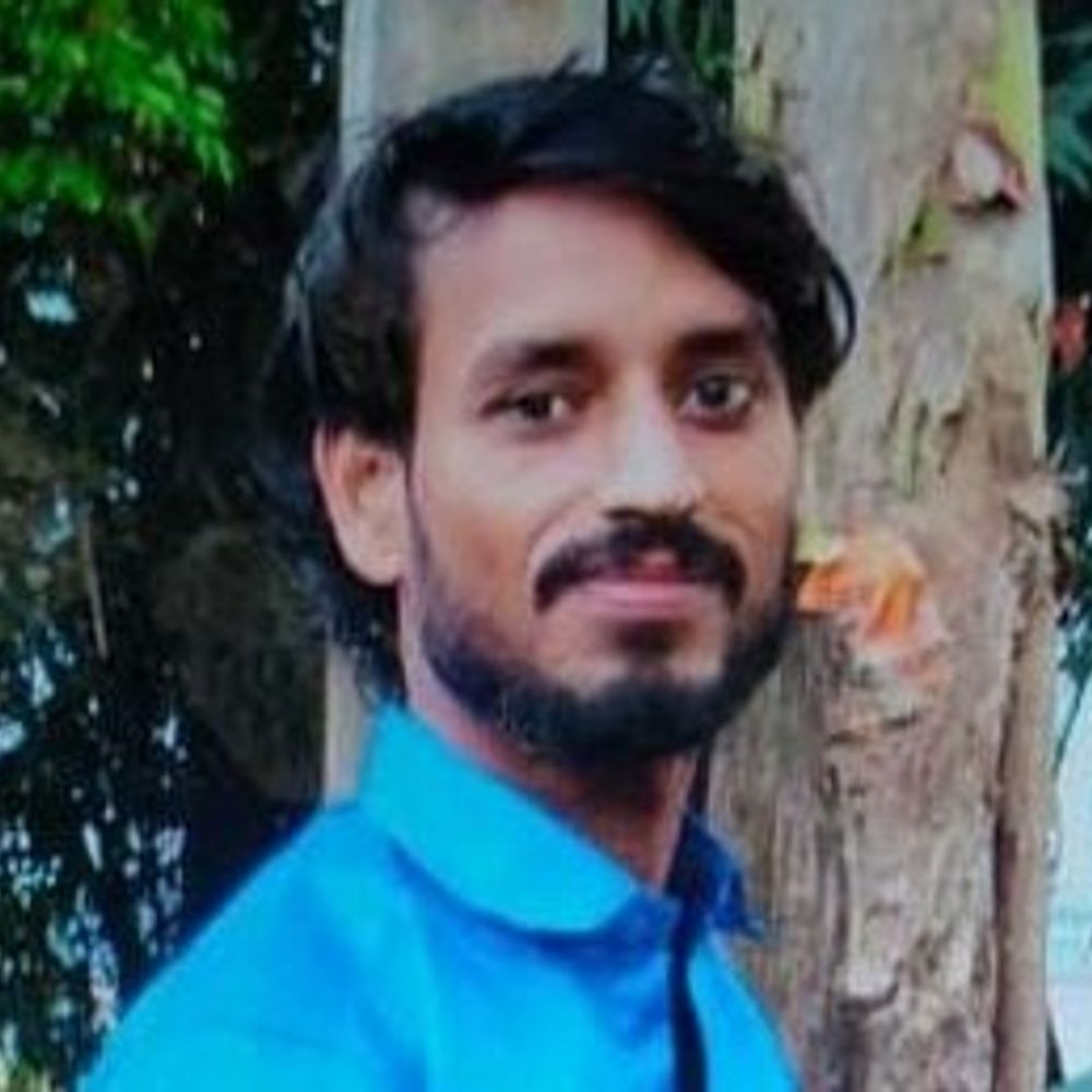 मुजफ्फरपुर में ट्रक की टक्कर से बाइक सवार की मौत:शादी से लौटते समय हादसा; गुस्साए लोगों ने किया सड़क जाम