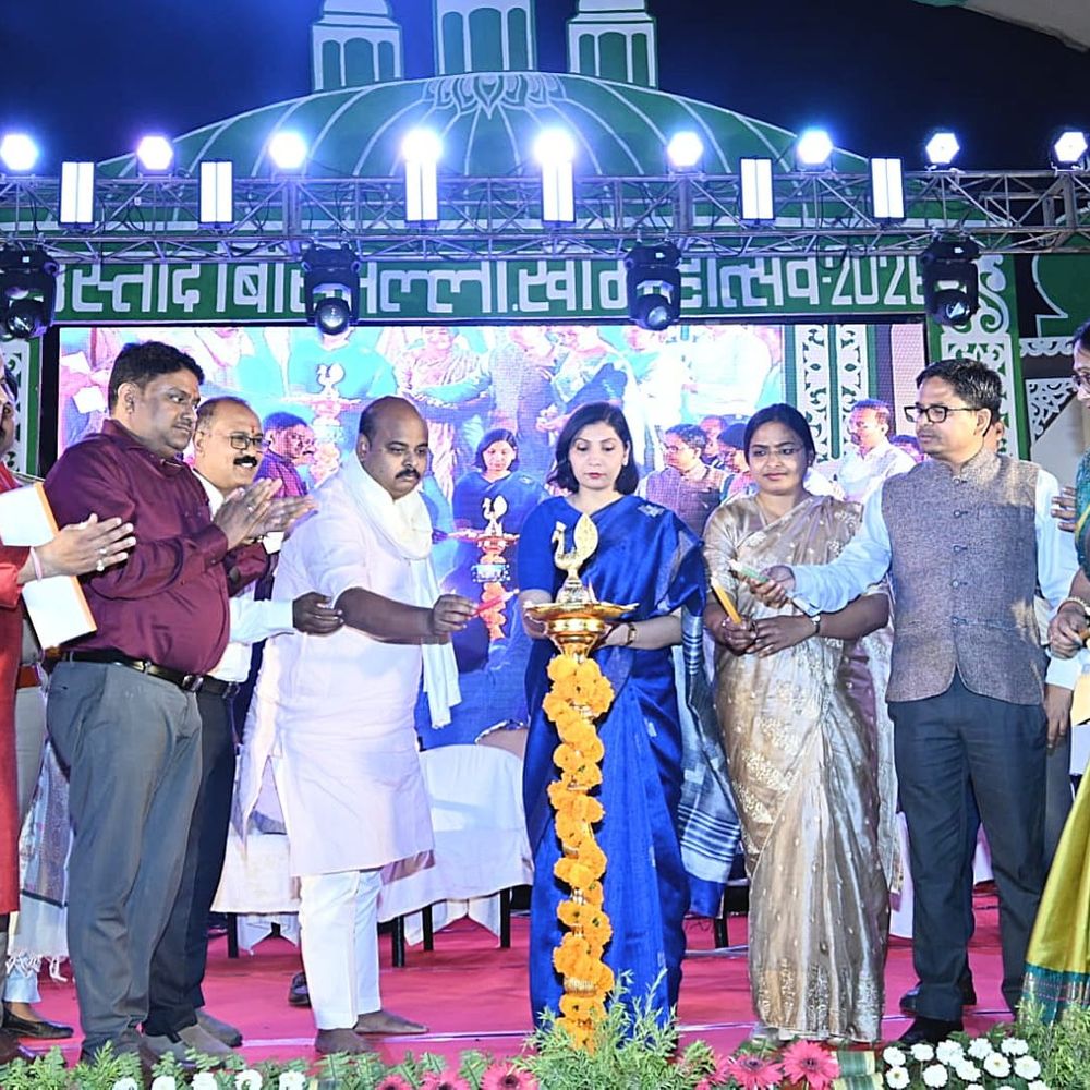 बक्सर में उस्ताद बिस्मिल्ला खां महोत्सव 2026:नेताओं ने किया उद्घाटन, शहनाई-गायन-नृत्य की प्रस्तुति, बड़ी संख्या में लोग पहुंचे