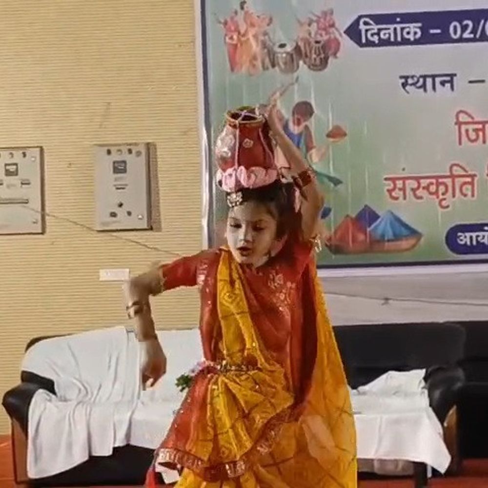 मुंगेर में मकर संक्रांति-सह-बसंत उत्सव:160 लोगों ने कला और नृत्य में हिस्सा लिया, पुरस्कार भी बांटे गए, एडीएम ने संस्कृति का महत्व बताया