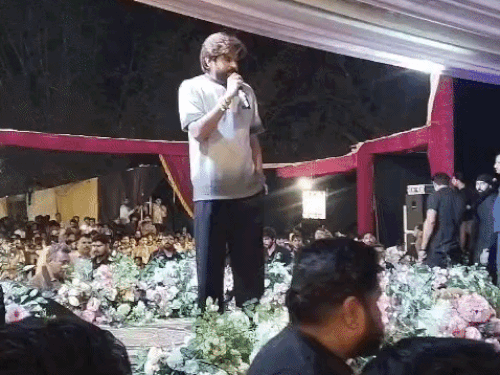 हरियाणवी सिंगर मासूम शर्मा नई कंट्रोवर्सी में फंसे:बैन सॉन्ग चंबल के डाकू-खटोला गाया, पंजाबियों पर कमेंट; सिरसा में ऑडियंस बेकाबू होकर स्टेज तक पहुंची