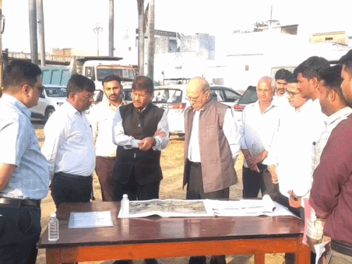 अयोध्या में बन रहा 300 बेड का सुपर स्पेशलिटी हॉस्पिटल:18 महीने में होगा तैयार, कमिश्नर ने किया निरीक्षण