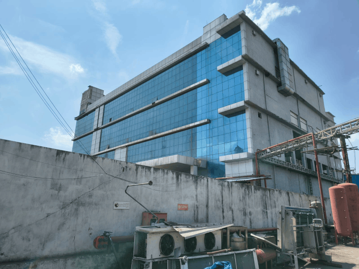 सीहोर की सील पनीर फैक्ट्री चलती मिली:ईडी कार्रवाई के बाद नाम बदलकर रात-दिन संचालन हो रहा