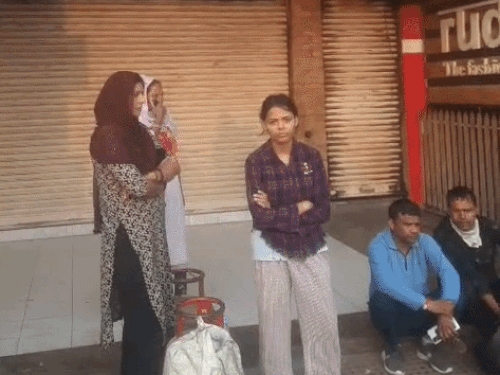 रेवाड़ी में गैस किल्लत के साइड इफेक्ट, रिफिल नियम बदले:नए कनेक्शनों पर अस्थायी रोक; शहर में 25-गांव में 45 दिन बाद मिलेगा