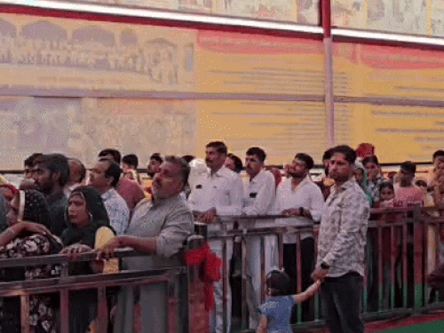 400 साल पुराने मां चिटाने वाली मंदिर में लगा मेला:सोनीपत में पहुंचे लाखों श्रद्धालु; मां के दरबार में होती हैं मुराद पूरी