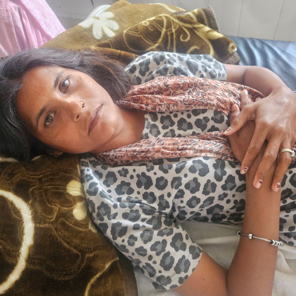 अबोहर में पति ने महिला संग मिलकर पत्नी को पीटा:बोलीं- दिल्ली से लाकर कमरे पर रखता है लेडिज; भत्ता मांगने गई थी