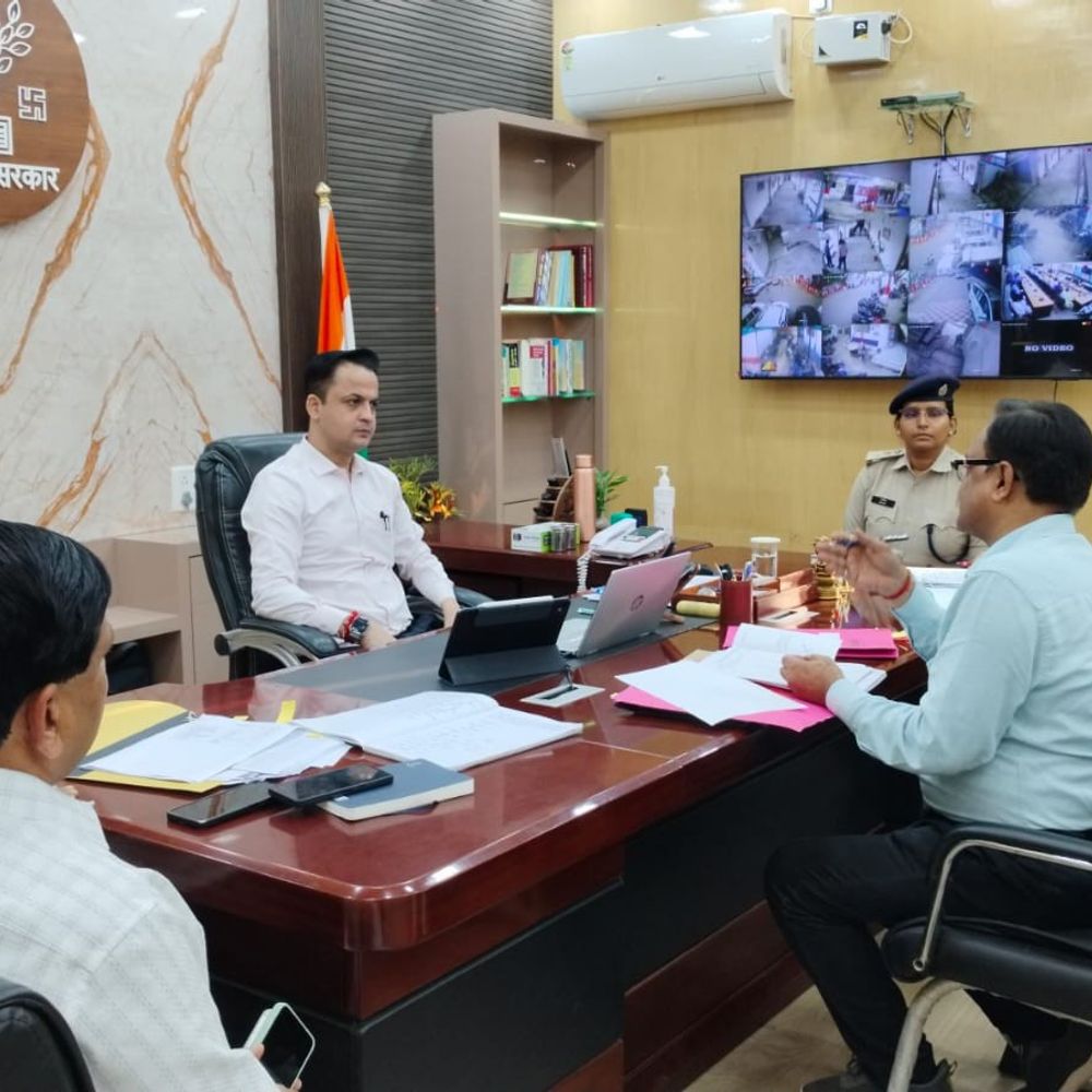 बाल श्रम मुक्ति में तेजी लाने का निर्देश:मधुबनी DM का टास्क फोर्स की मीटिंग में दोषी प्लैनेर्स पर कार्रवाई के आदेश