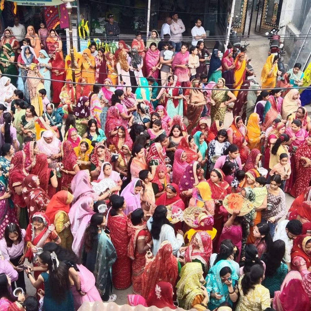 कोटपूतली-पावटा में गणगौर पर्व मनाया गया:पावटा में ईसर-गौरी की सवारी निकली, महिलाओं ने की पूजा-अर्चना