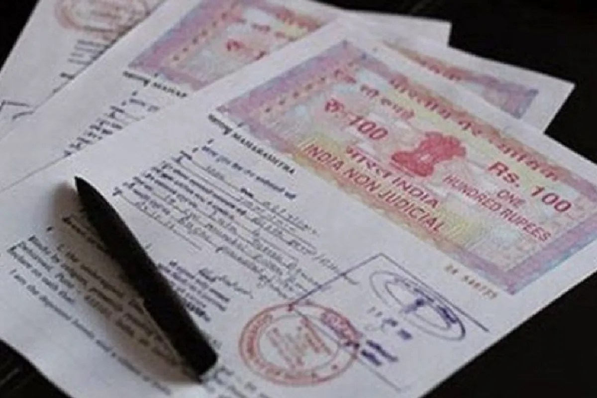 CG Crime News: मृत को जिंदा बनाकर बेच दी जमीन! बिलासपुर में फर्जी रजिस्ट्री का बड़ा खेल उजागर, जानें पूरा मामला