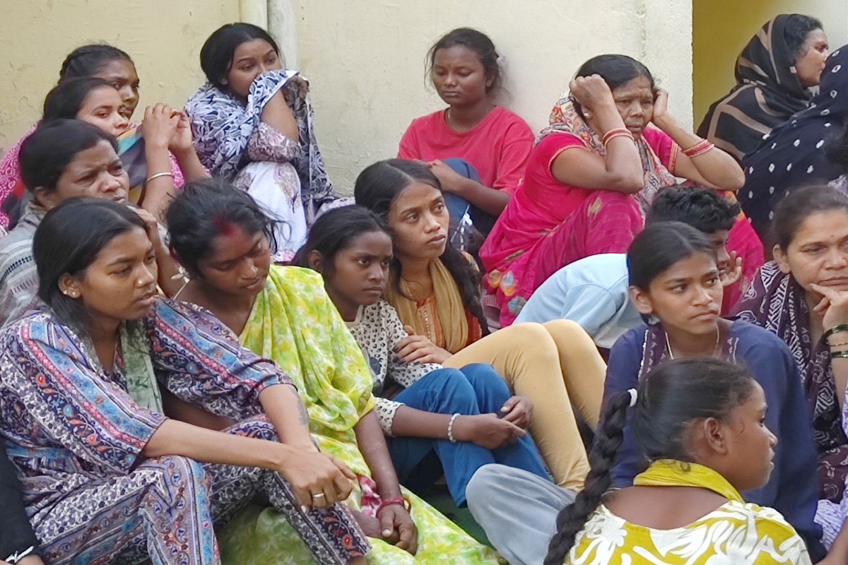 जबरन मैनुअल स्केवेंजर्स का काम कराने वालों पर हो कार्रवाई: मुख्यमंत्री