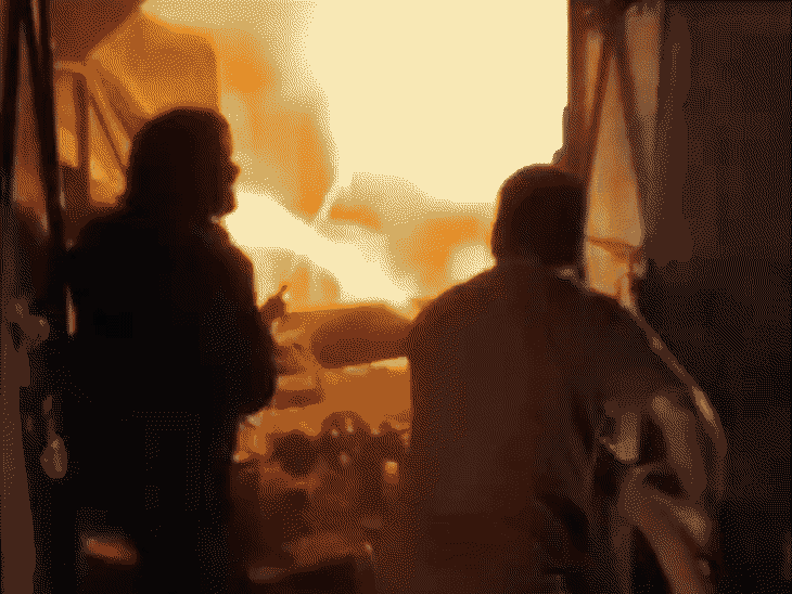 उज्जैन में पोहा फैक्ट्री में लगी आग:धान के भूसे से भड़की लपटें, दमकल ने पाया काबू; शॉर्ट सर्किट की आशंका