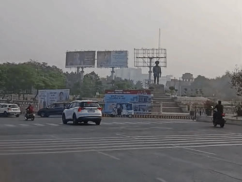 लखनऊ में बदलेगा मौसम:गर्मी से मिलेगी राहत, तापमान में 2 डिग्री तक की होगी गिरावट, चलेगी झोंकेदार हवा