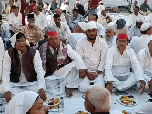 इफ्तार पार्टी में बोले सांसद अवधेश प्रसाद:गैस संकट सरकार की नाकामी, सिलेंडर के लिए मारामारी, 6 हजार रुपए तक ब्लैक में खरीदने को मजबूर लोग