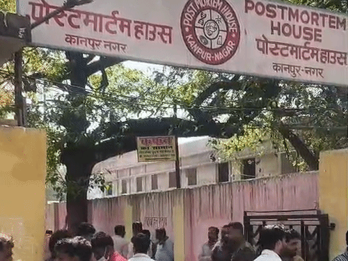 कानपुर में 24 घंटे में तीन युवकों ने दी जान:चकेरी में महिला से परेशान, नवाबगंज में पत्नी से झगड़े के बाद किया सुसाइड