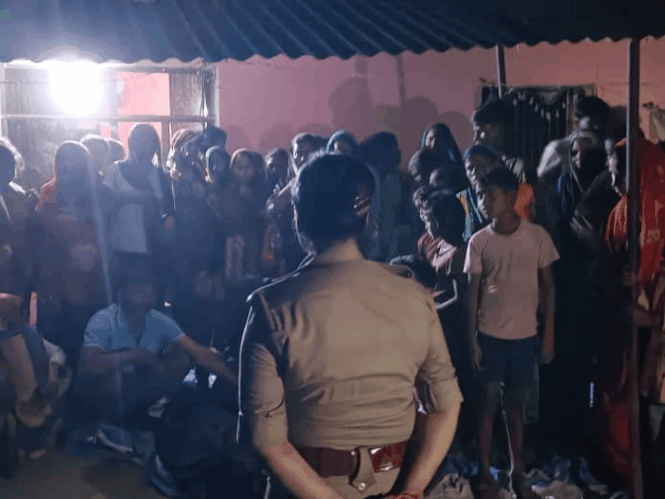 बाराबंकी में किशोरी का गेहूं के खेत में मिला शव:दोपहर से लापता थी बच्ची, साथ काम करने वाले बच्चे लौटे घर