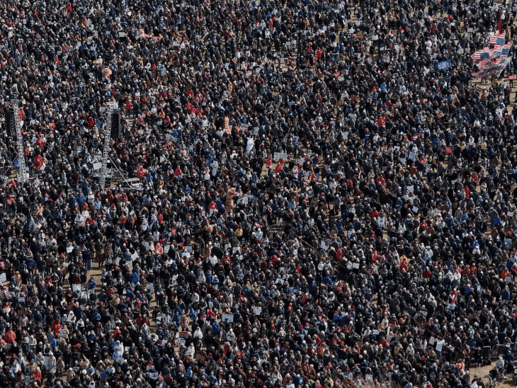 अमेरिका में ट्रम्प के खिलाफ 80 लाख लोगों का मार्च:3,300 जगह प्रदर्शन, ईरान वॉर और महंगाई को लेकर पद से हटाने की मांग