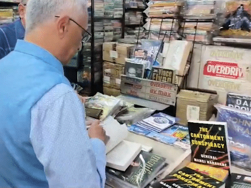 नरवणे बोले- अब केवल फिक्शन लिखूंगा:उपन्यास ‘द कंटेनमेंट कॉन्सपिरेसी’ में NDA से निकले युवा अफसरों की कहानी; विवादित मेमोयर पर टिप्पणी नहीं की