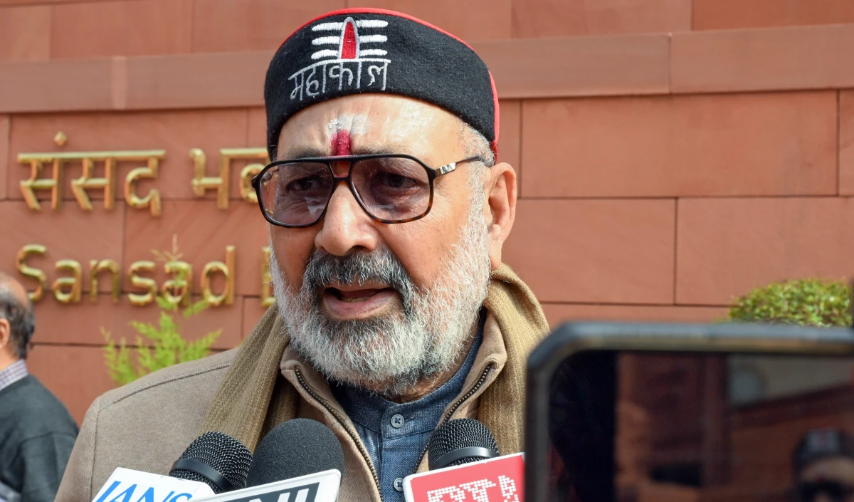 Nitish Kumar के इस्तीफे की खबरों पर Giriraj Singh बोले, ‘Holi पर ऐसे चुटकुले आम हैं’