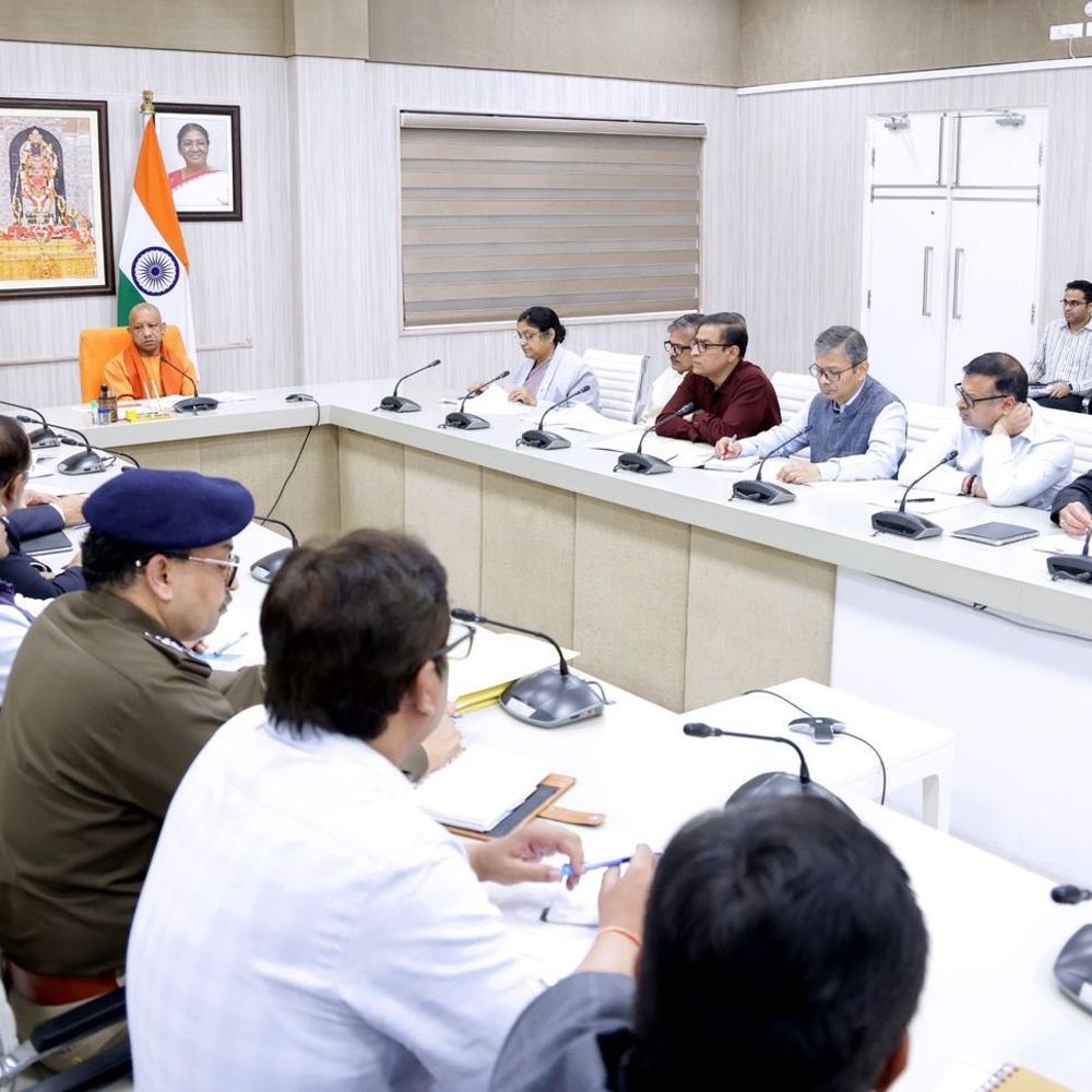 यूपी की बड़ी खबरें:योगी बोले- त्योहारों पर कानून व्यवस्था से खिलवाड़ बर्दाश्त नहीं, उपद्रवियों पर कार्रवाई ऐसी हो जो नजीर बने