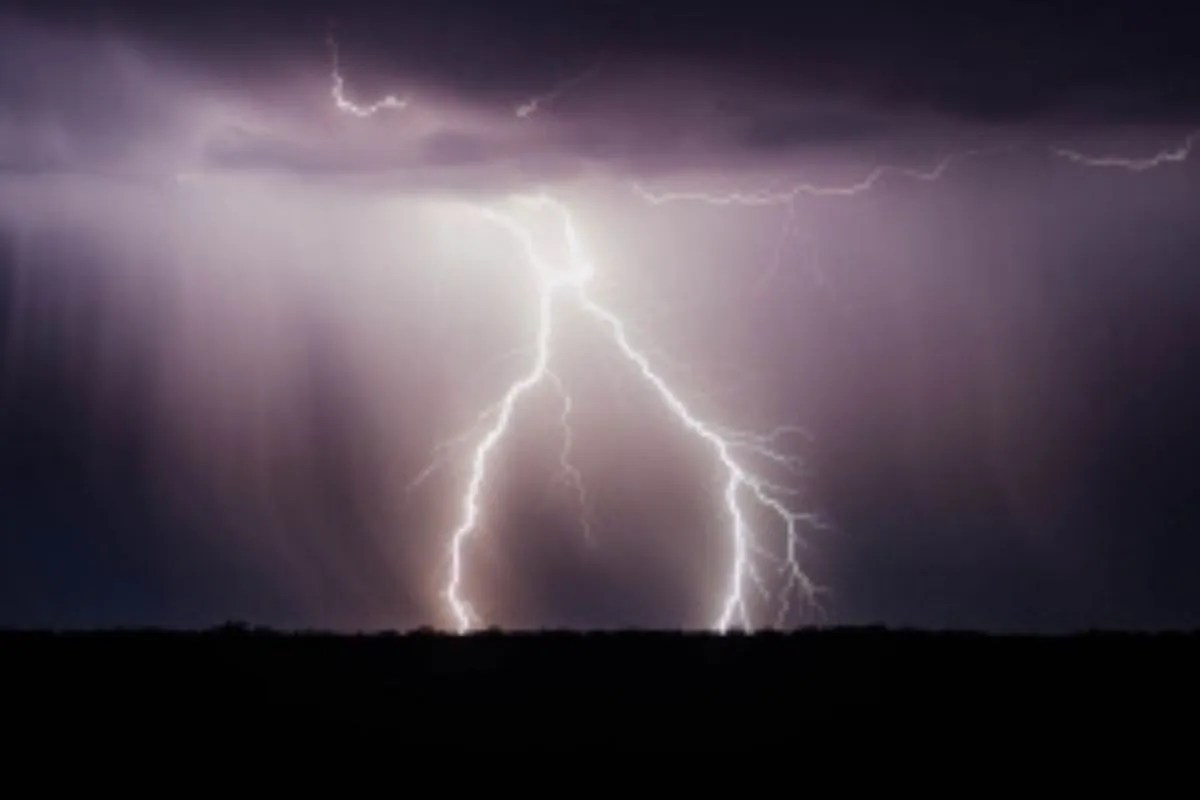 Pre-Monsoon Alert : प्री-मानसून ने पकड़ी रफ्तार, 17, 18, 19, 20, 21 मार्च को इन जिलों बारिश का अलर्ट