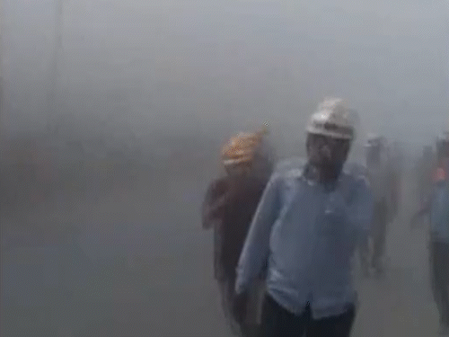 महाराष्ट्र के पालघर में केमिकल-प्लांट से ओलियम गैस का रिसाव:इलाके में मची अफरा-तफरी, 2600 लोगों को सुरक्षित जगह पर शिफ्ट किया गया