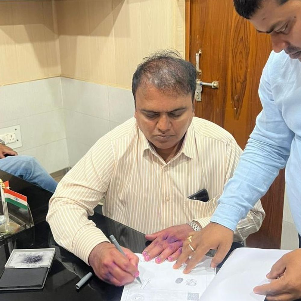 अयोध्या में अमिताभ बच्चन का बड़ा निवेश:35 करोड़ में खरीदी 2.67 एकड़ जमीन, सरयू किनारे लक्ज़री प्रोजेक्ट के पास प्लॉट