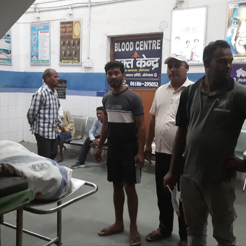 औरंगाबाद के युवक की झारखंड में मौत:भांजी की शादी में गया था, लौटते वक्त बाइक का बैलेंस बिगड़ा; डिवाइडर से हुई टक्कर