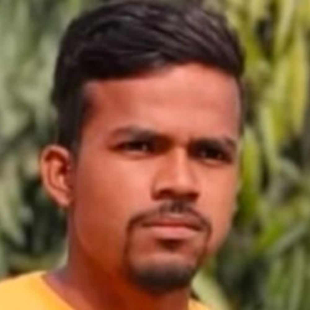 औरंगाबाद में पिकअप ने बाइक में मारी टक्कर:मौके पर युवक की मौत, घर से समोसा खाने निकला था; हादसे के विरोध में पांच घंटे तक रोड जाम