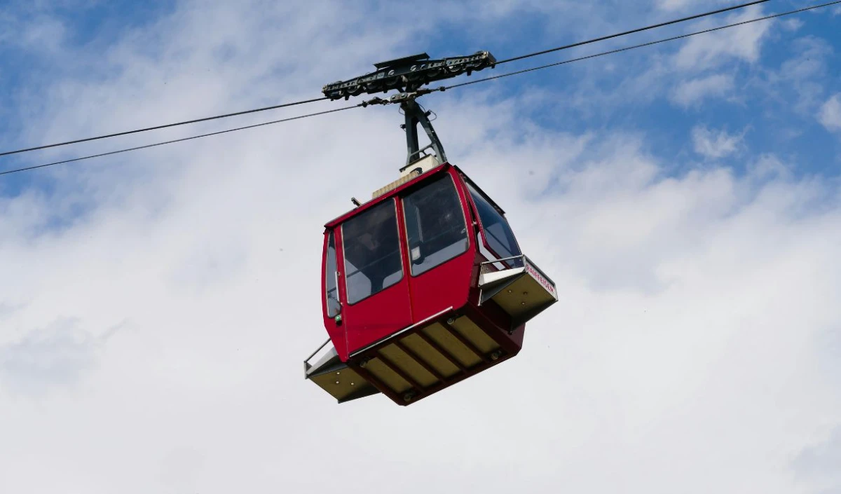 Khallari Mandir Ropeway Tragedy: खल्लारी मंदिर में 1 की मौत, 17 घायल, प्रशासन ने दिए High Level जांच के आदेश