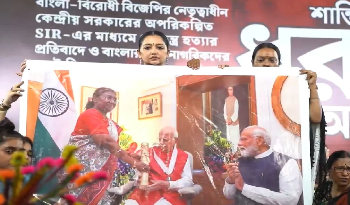 राष्ट्रपति खड़ी हैं और आप…ममता ने पुरानी तस्वीर दिखाकर मारा ताना