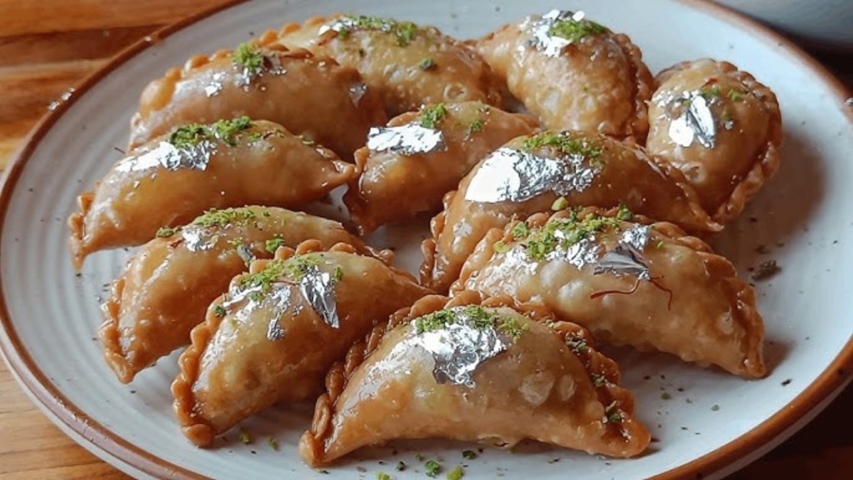 क्या गुजिया को फ्रिज में रखा जा सकता है?