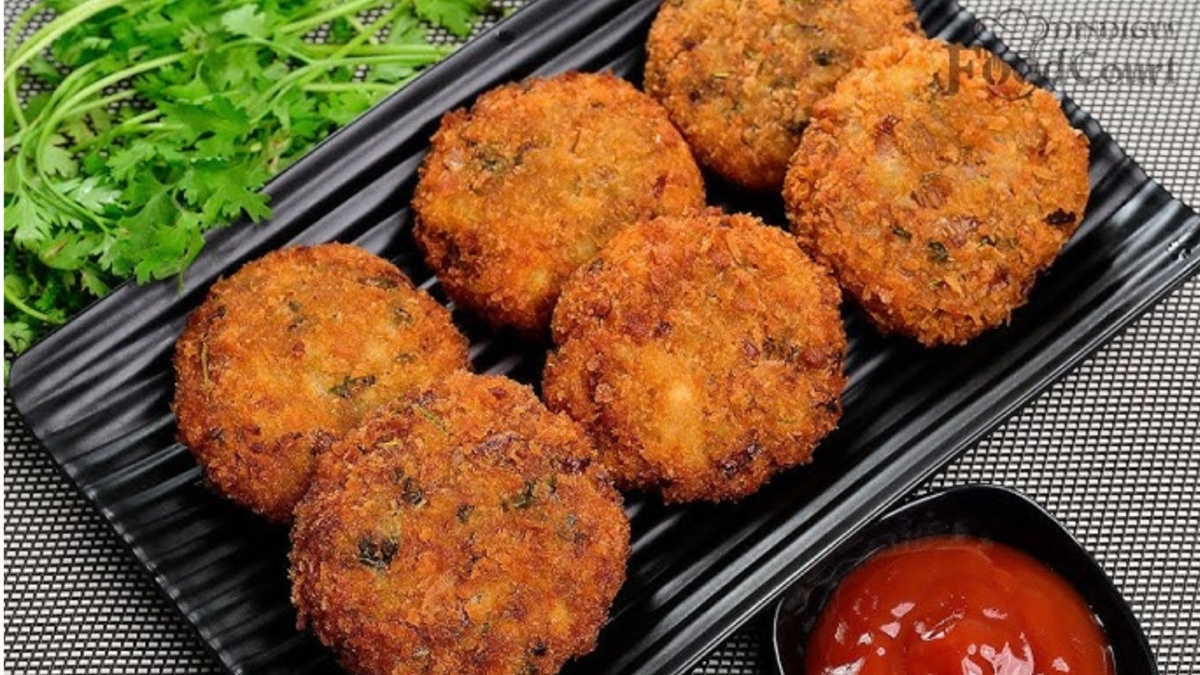 सुबह नाश्ते में बना लें आलू कटलेट, बिना तेल में तले मिनटों में रेसिपी होगी तैयार, नोट करें विधि