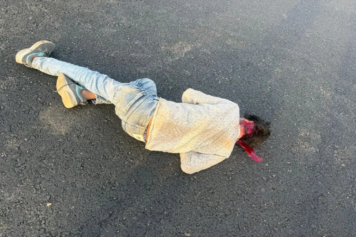 रील देखते में छीना मोबाइल, हैवान बना दोस्त सिर में दनादन डंडे मारकर हत्या