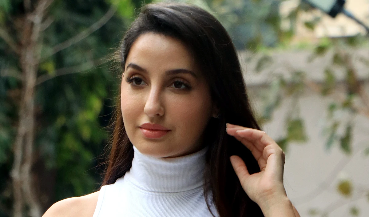 Nora Fatehi के Sarke Chunar पर आर-पार की जंग: Cine वर्कर्स एसोसिएशन पहुँचा सेंसर बोर्ड, मेकर्स के खिलाफ पुलिस में शिकायत दर्ज
