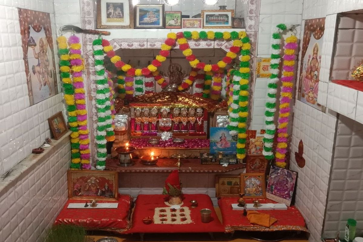 Video: जैसलमेर के घरों में मिनी मंदिरों का बढ़ा आधुनिक स्टाइलिश
