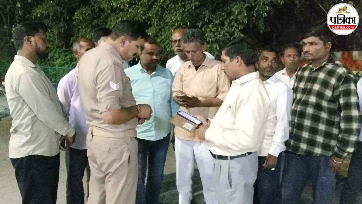 रामपुर में गैस सिलेंडर की लाइन बनी जानलेवा: दिव्यांग किसान की मौके पर बिगड़ी तबीयत, अस्पताल में मौत