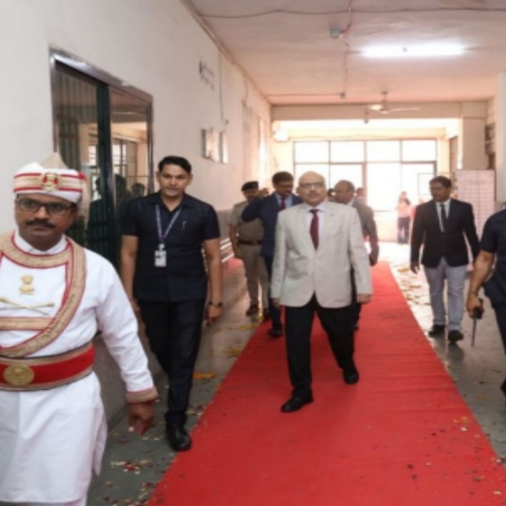 रायपुर में नेशनल लोक अदालत का आयोजन:जिला न्यायालय में 15 लाख से अधिक मामले सुलझे, पक्षकारों को 10 करोड़ से अधिक की राशि मिली