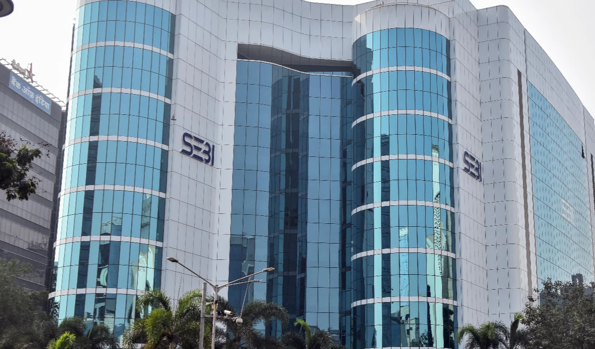 SEBI का कस्टोडियंस के लिए नया फरमान: विनियमित और गैर-विनियमित सेवाओं को करना होगा अलग, नेटवर्थ के नियम भी बदले