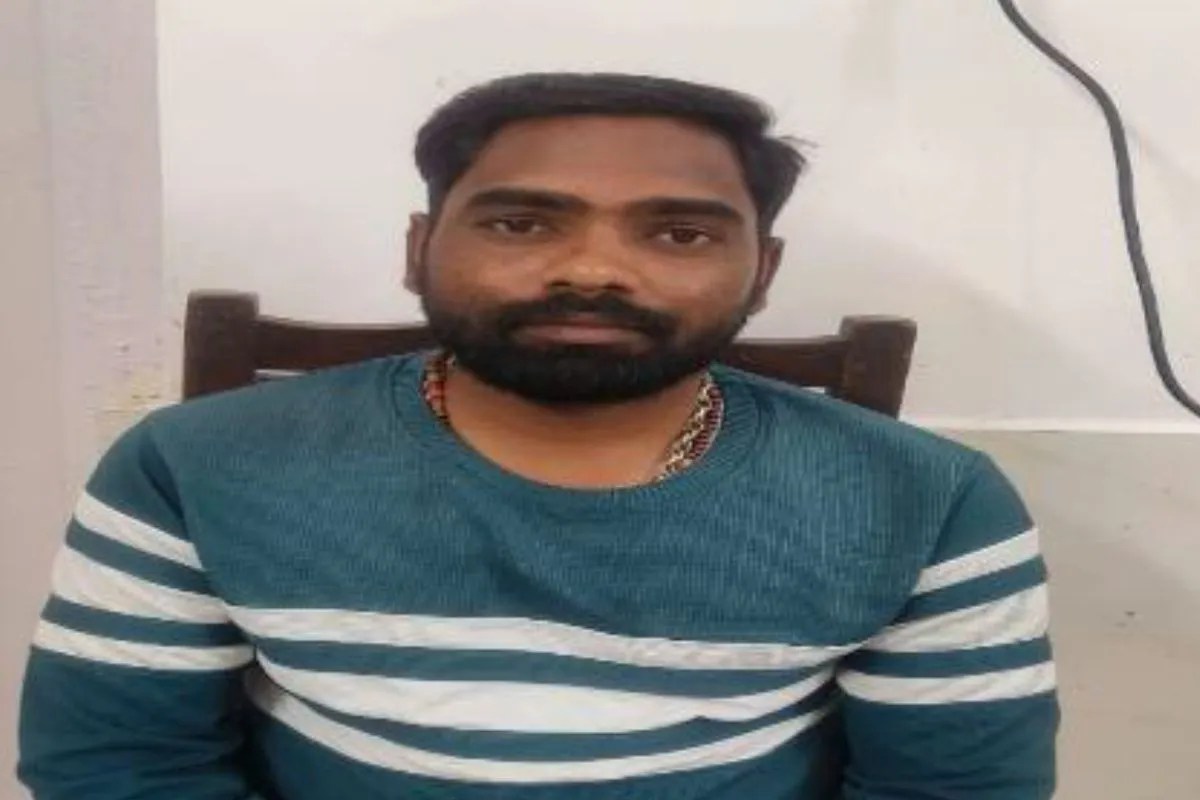 MP में 15 हजार की रिश्वत लेते ‘सरपंच’ रंगे हाथों धराया, EOW की बड़ी कार्रवाई