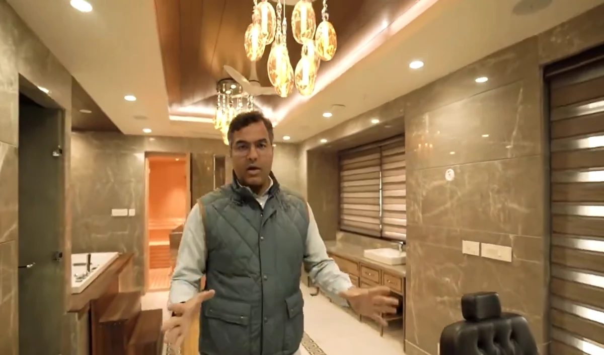 CAG Report से Kejriwal के ‘शीश महल’ का सच आया सामने, BJP बोली- Delhi की जनता का पैसा लुटाया, जारी किया Video