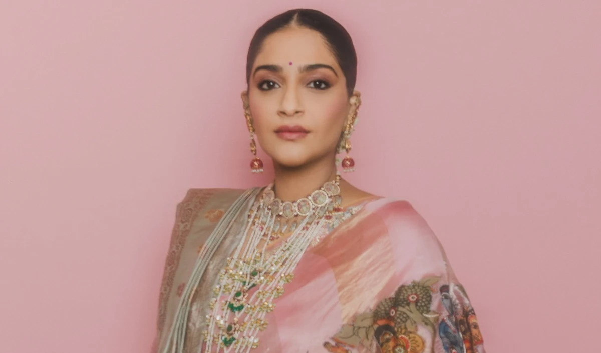 Sonam Kapoor और Anand Ahuja ने दूसरे बेटे का किया Welcome, बॉलीवुड से मिलीं बधाईयां