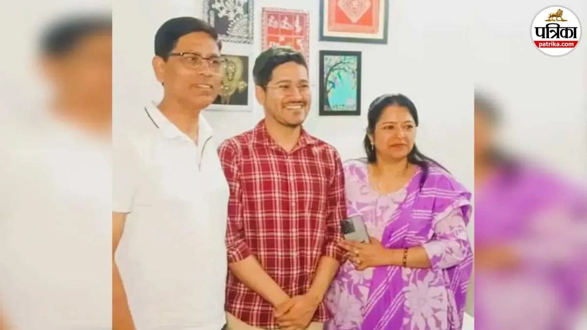 मुरादाबाद पुलिस अधिकारी के बेटे ने किया कमाल: सृजित बने यूपीएससी में ऑल इंडिया रैंक 84, जिले में खुशी की लहर