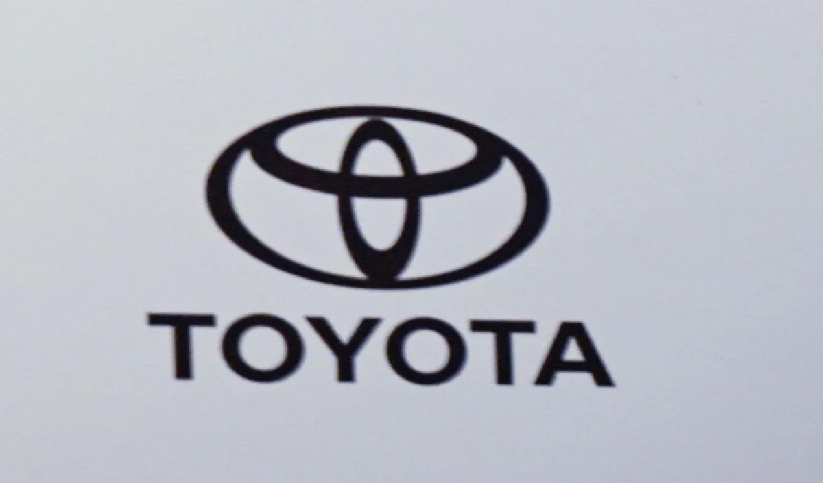 Toyota Rumion MPV हुई सस्ती, नया Entry-Level मॉडल सिर्फ 9.56 लाख में लॉन्च