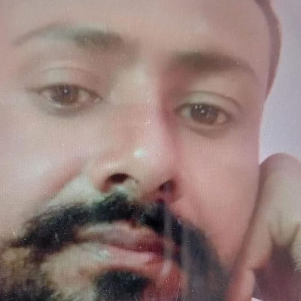 पार्षद के भाई के गले में फंदा, शव कुर्सी पर:प्रयागराज में संदिग्ध हाल में मौत, सुसाइड नोट नहीं मिला, पुलिस बोली-खुदकुशी की