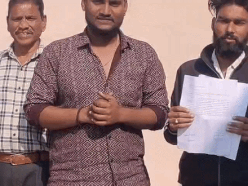 संविदा कर्मियों का दो वर्षों से पीएफ–ईएसआईसी बकाया:अक्टूबर 2025 से वेतन नहीं मिला, कार्य बहिष्कार की दी चेतावनी