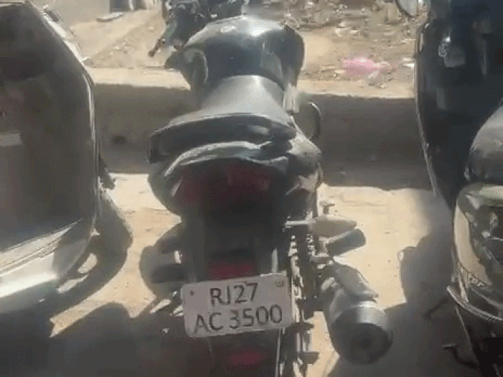 गलती से दूसरे युवक को भेजा बाइक का ई-चालान:चालान देखते ही युवक बोला-बाइक 2 माह से खराब पड़ी है, बाद में विभाग ने गलती सुधारी