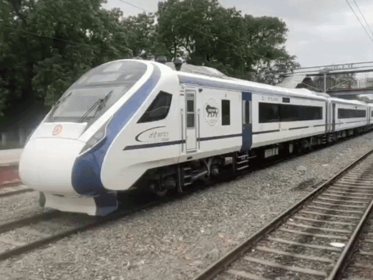 उदयपुर से सूरत-मुंबई और साउथ के लिए ट्रेन की मांग:सांसदों ने रेल मंत्री अश्विनी वैष्णव को सौंपा प्रस्ताव, असारवा रूट से नई ट्रेनें चलीं तो प्रवासियों और व्यापारियों को होगा बड़ा फायदा