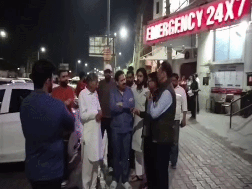 अमृतसर के छेहरटा में फायरिंग:पूर्व कांग्रेस पार्षद के भतीजे को गोली लगी, इलाज जारी, पुलिस जांच में जुटी