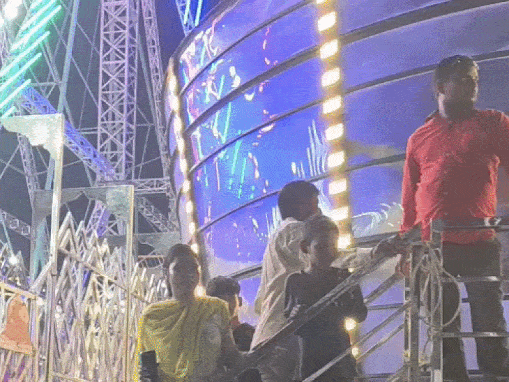 भिंड व्यापार मेला में बिना उद्घाटन 95 दुकानें चालू:चोरी की बिजली से रोशन परिसर, जगह-जगह कचरे के ढेर