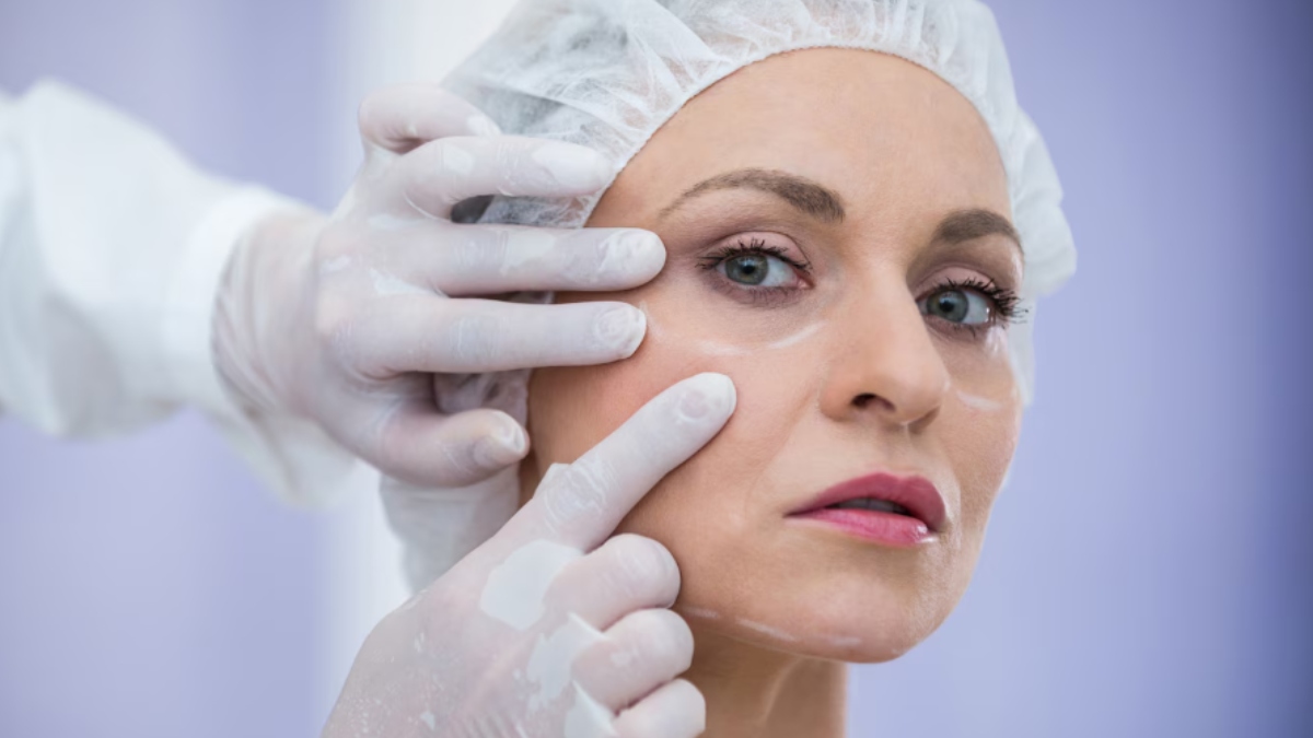 झुर्रियों को कम करने के लिए चेहरे पर क्या लगाएं, घर पर आसानी से बनाएं एंटी एजिंग फेस पैक