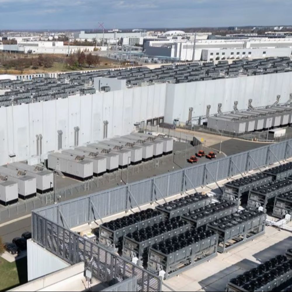 AI डेटा-सेंटर्स से बढ़ रहा है धरती का तापमान:आस-पास के इलाकों में 2 डिग्री तक गर्मी बढ़ी, 34 करोड़ लोगों पर असर; स्टडी में खुलासा